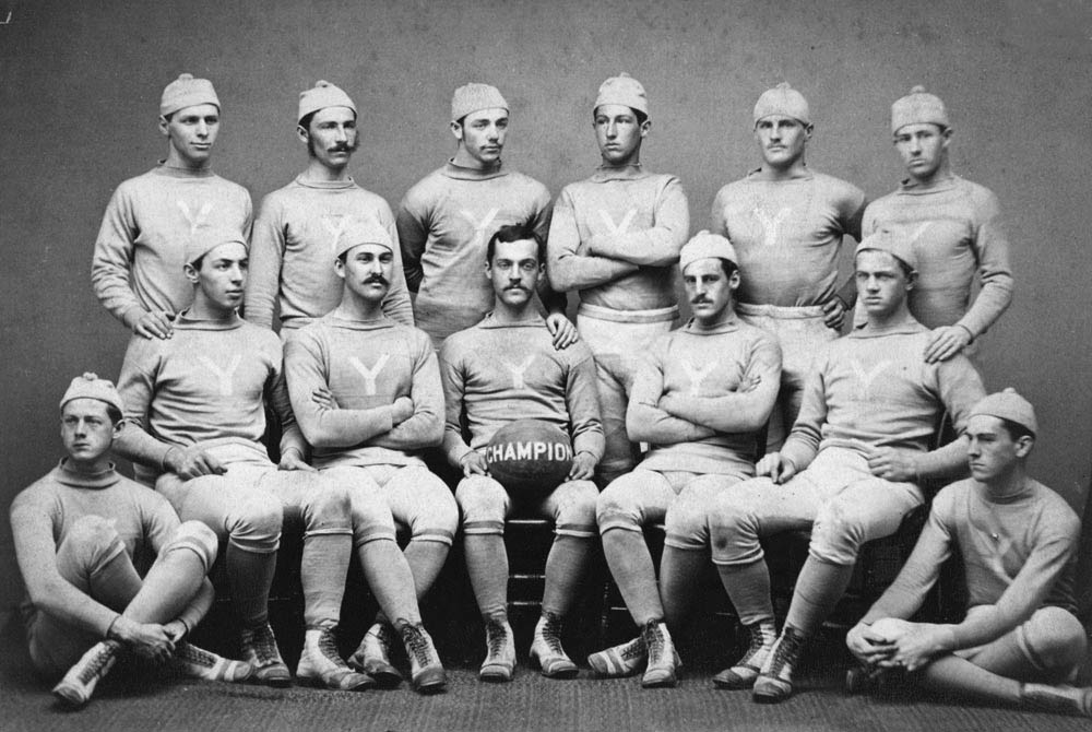 Fotbollen kommer till Sverige
